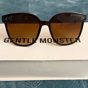 Gentle Monster Tortoise Sunglasses